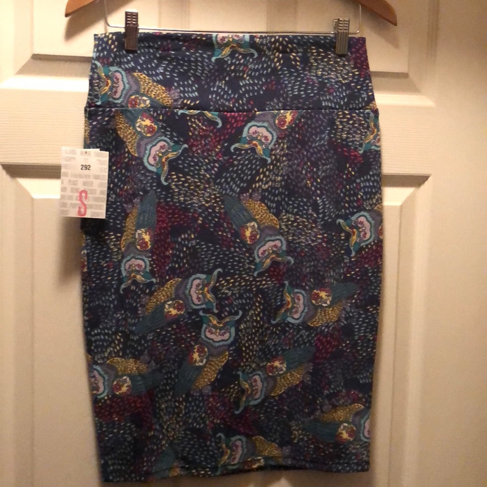 LuLaRoe Cassie ⚡️Last chance or donating⚡️